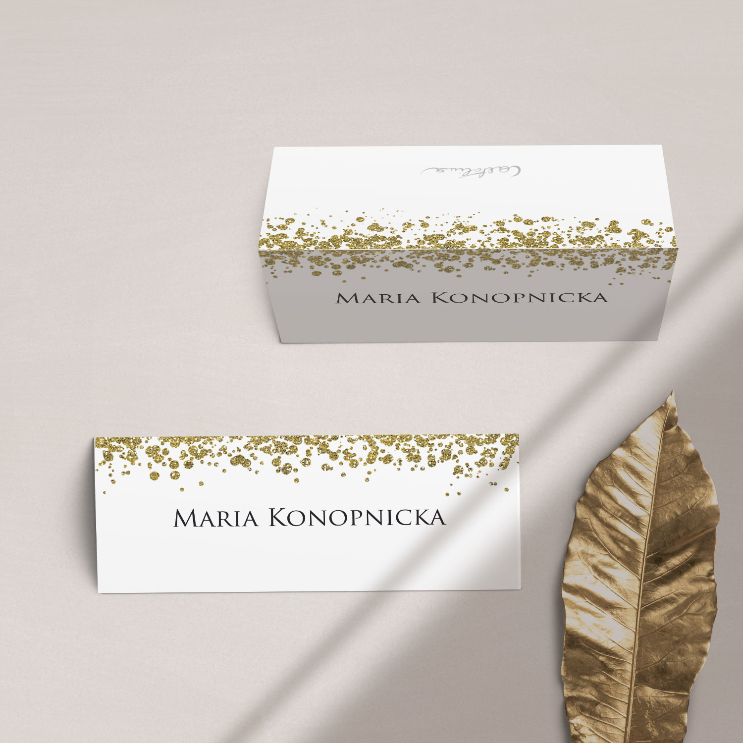 Winietki na stół z kolekcji Confetti firmy Cartolina - zaproszenia ślubne