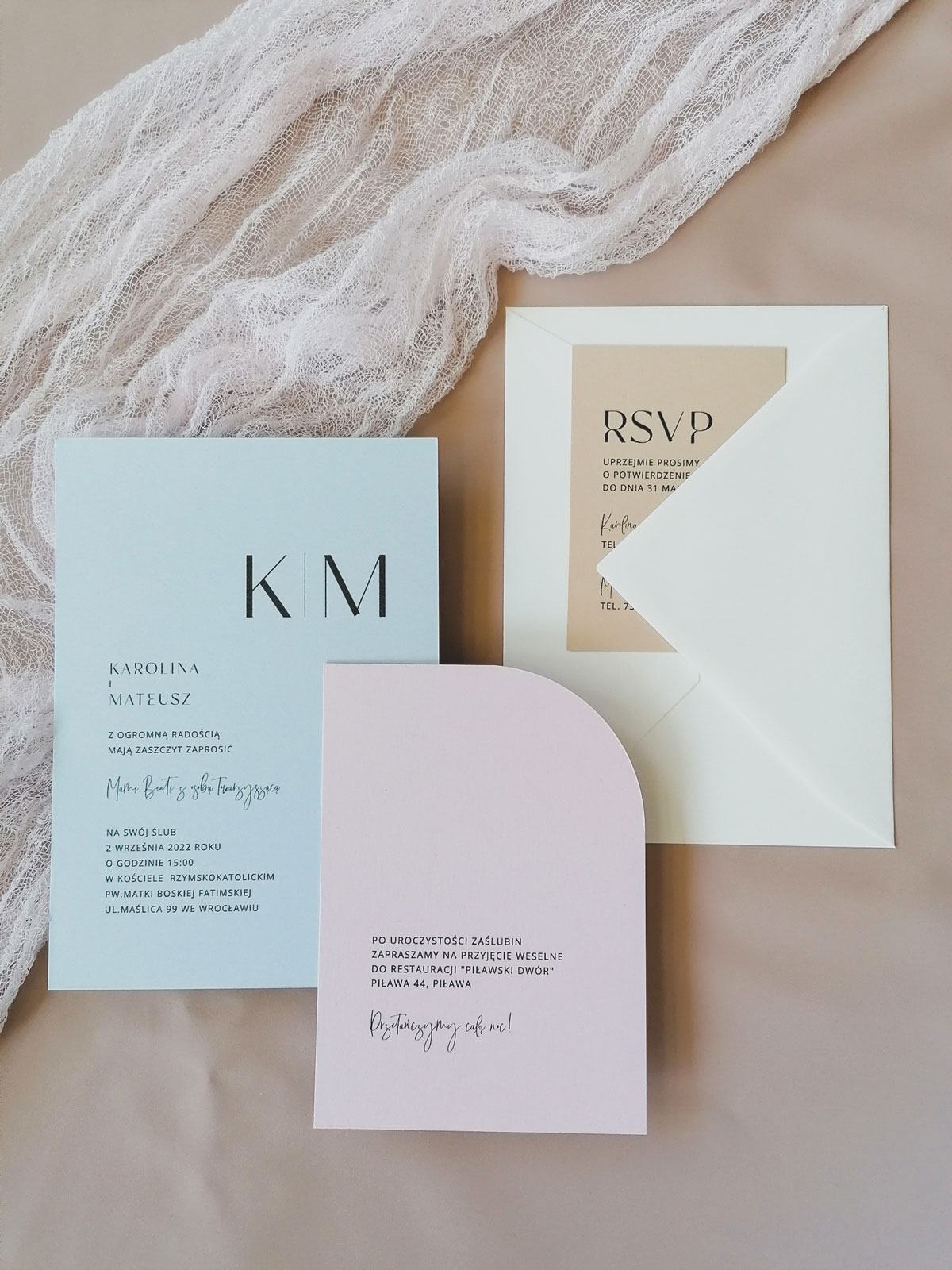 minimalistyczne zaproszenia inicjaly 14
