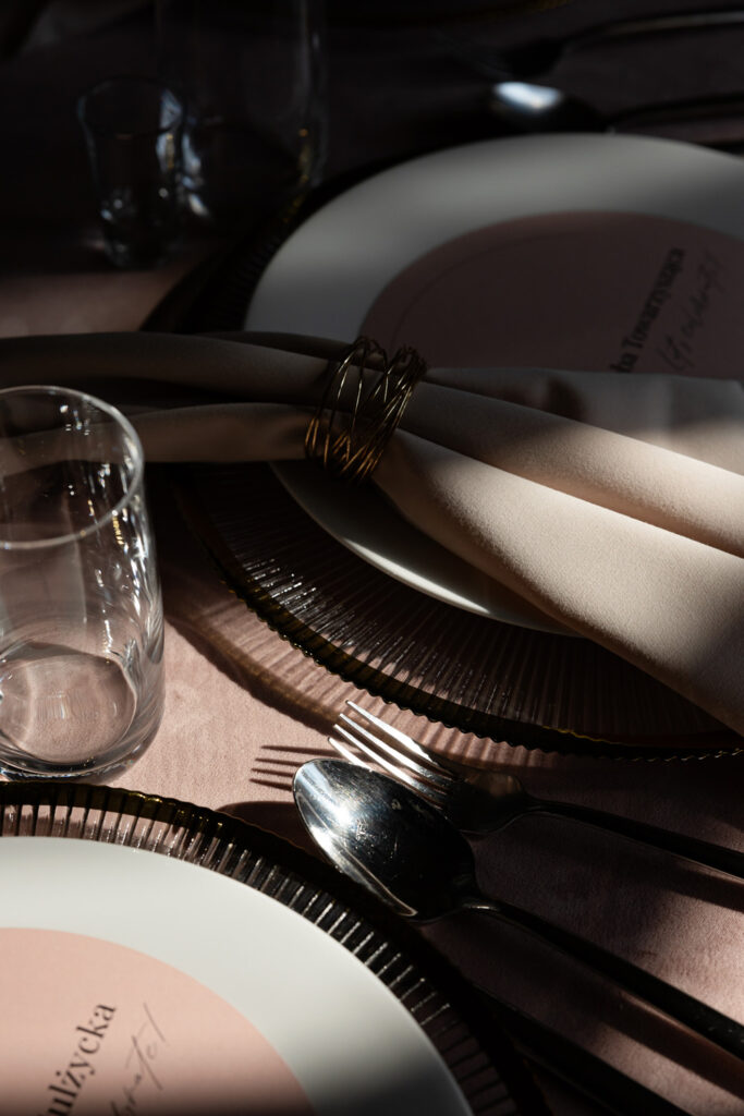 cartolina papeteria slubna okragle menu roz 6