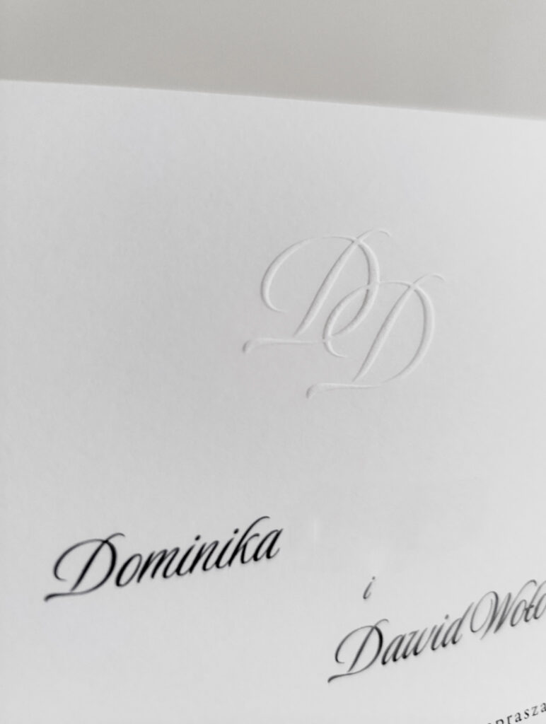 tloczone zaproszenia slubne tloczony monogram cartolina 6