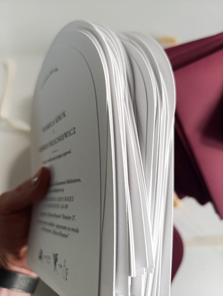 Cartolina zaproszenia ślubne bordowe00006